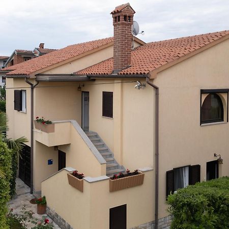 Apartments Mirella Novigrad  Zewnętrze zdjęcie