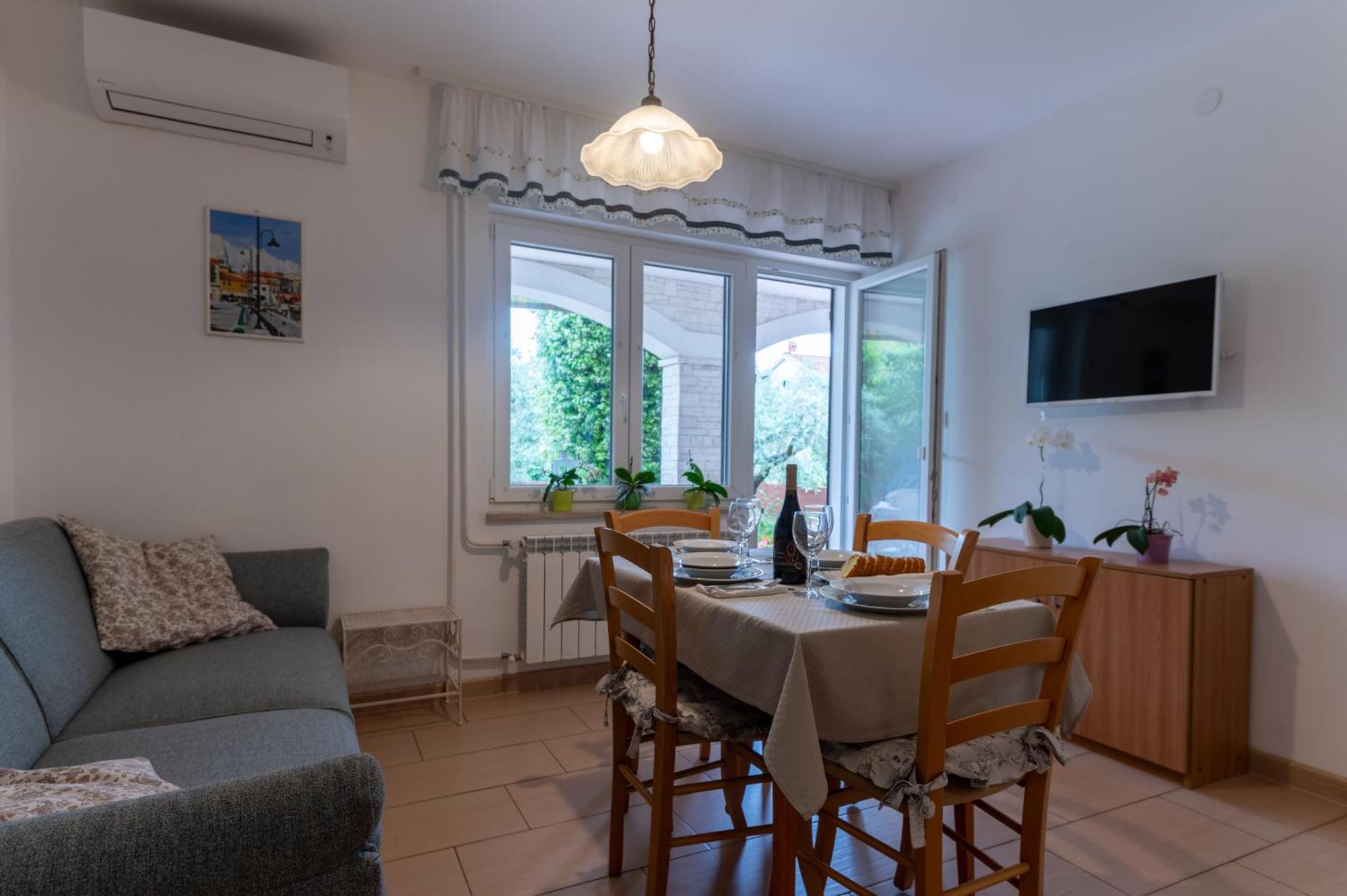 Apartments Mirella Novigrad  Zewnętrze zdjęcie