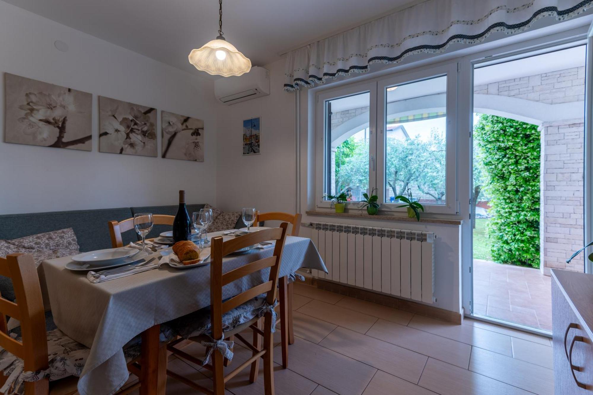 Apartments Mirella Novigrad  Zewnętrze zdjęcie