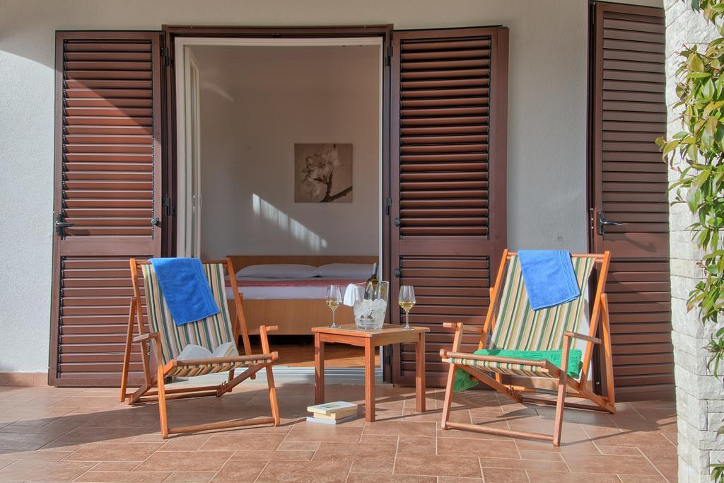 Apartments Mirella Novigrad  Zewnętrze zdjęcie